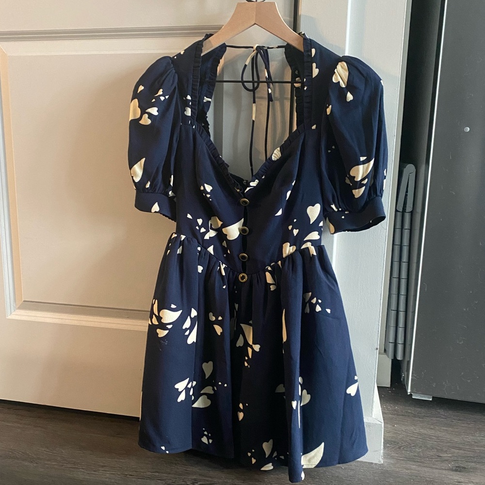 Reformation Nikola Navy Blue Mini Dress with Cream Heart Print NWOT size XS 0